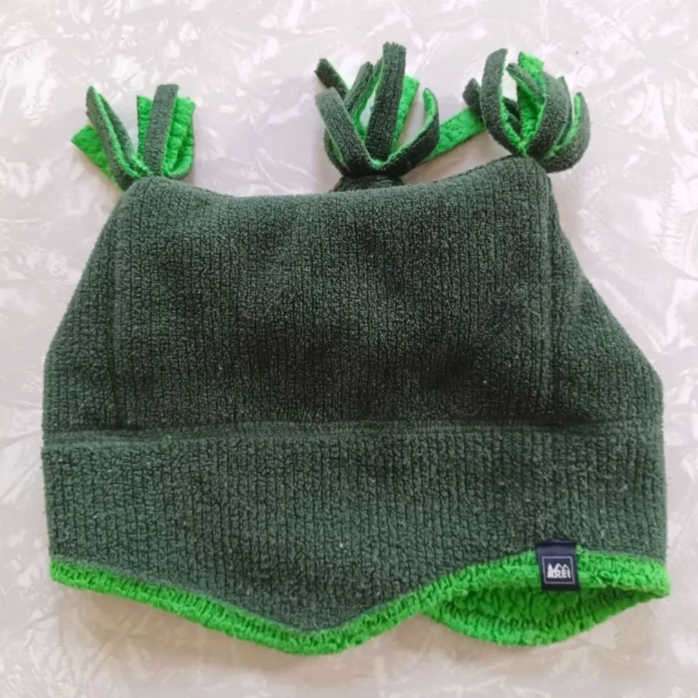 REI Co-op Kids Green Winter Hat Size 2 - 4